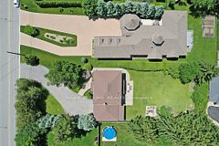 350 Sunset Beach Road, Richmond Hill, ON L4E 3H9