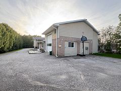66 Metro Road N Main, Georgina, ON L4P 1C3