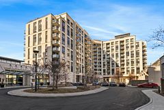 12 Woodstream Boulevard 520, Vaughan, ON L4L 8C3