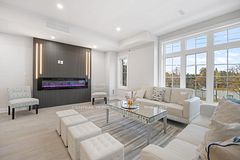 2946 Elgin Mills Road, Markham, ON L6C 0E5