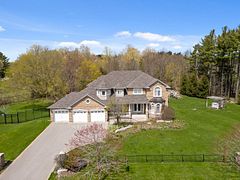 2 Treeview Avenue, Whitchurch-Stouffville, ON L4A 1R1
