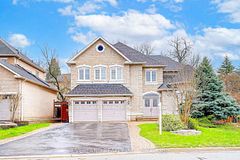 922 Best Circle, Newmarket, ON L3X 2H8