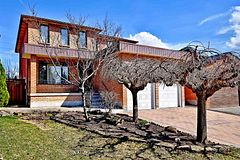 45 Royal Garden Boulevard, Vaughan, ON L4L 7C4