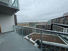 292 Verdale Crossing N/A 1716, Markham, ON L6G 0H6