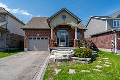 57 Irwin Crescent, New Tecumseth, ON L9R 0G6