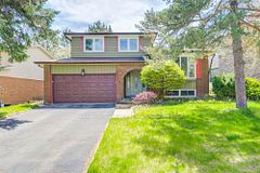 43 Carlton Road, Markham, ON L3R 1Z4