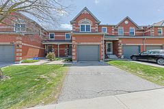 707 Caradonna Crescent, Newmarket, ON L3X 1W5
