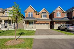 114 Watershed Gate, East Gwillimbury, ON L9N 0Y2