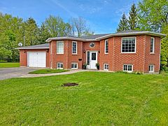 4 Bay Court, Georgina, ON L4P 1B3