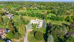 95 Loch Erne Lane, King, ON L0G 1N0