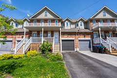 15 Wallace Street, New Tecumseth, ON L9R 2G5