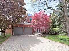 24 Highview Crescent, Richmond Hill, ON L4B 2T7
