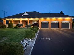 49 Pettet Road, Whitchurch-Stouffville, ON L4A 3J2