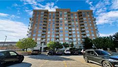 130 Pond Drive 303, Markham, ON L3T 7W5