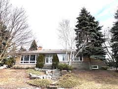 77 Riverside Boulevard, Vaughan, ON L4J 1J1