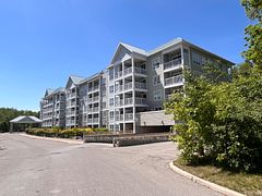 900 Bogart Mill Trail 212, Newmarket, ON L3Y 8V5