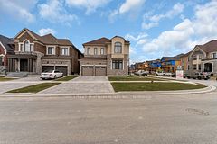 18 Woodgate Pines Drive, Vaughan, ON L4H 4A8