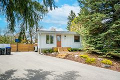 29 Greenaway Street, New Tecumseth, ON L0G 1W0