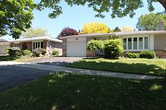 25 Bigwin Drive, Aurora, ON L4G 3C4