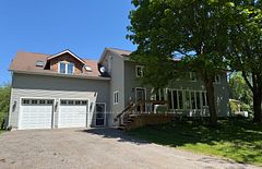 5768 Smith Boulevard, Georgina, ON L0E 1A0