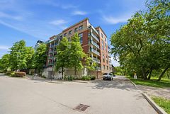 141 Woodbridge Avenue 312, Vaughan, ON L4L 9G6