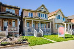 2776 Donald Cousens Parkway, Markham, ON L6B 1J5