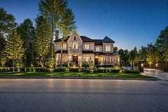 17 Pebblelane Court, Richmond Hill, ON L4C 6X2