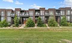9136 Bathurst Street, Vaughan, ON L4J 0K1