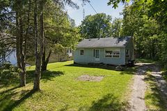 972 Gilmore Avenue, Innisfil, ON L0L 1W0