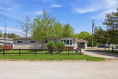 1 Centre Park Street, Essa, ON L3W 0A5