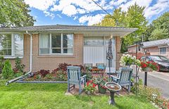 116 Longford Drive, Newmarket, ON L3Y 2Y5