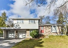 2 Callahan Road, Markham, ON L3R 2K1