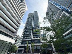 105 Oneida Crescent 902, Richmond Hill, ON L4B 0H6