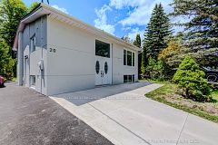 20 Haida Drive, Aurora, ON L4G 3C7