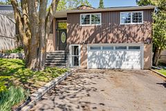 115 Beswick Drive, Newmarket, ON L3Y 1E8