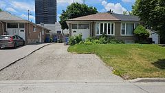 58 Marlin Court, Newmarket, ON L3Y 2W8