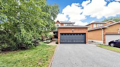 158 Largo Crescent, Vaughan, ON L6A 1N1