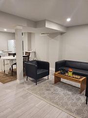 7 Billingham Heights Bsmt B, Aurora, ON L4G 7R8