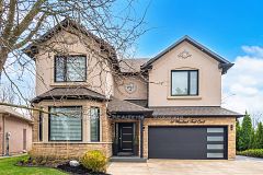 61 Woodland Trail Court, Vaughan, ON L4L 9H9