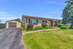 5 Inlet Court, Georgina, ON L0E 1R0