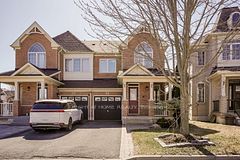 74 Amos Lehman Way, Whitchurch-Stouffville, ON L4A 0L3