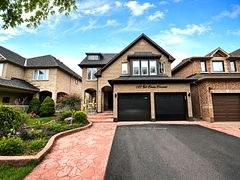 107 Bel Canto Crescent, Richmond Hill, ON L4E 4H4