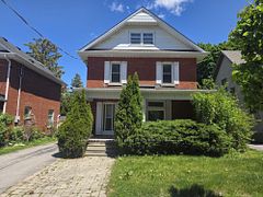 103 Arden Avenue, Newmarket, ON L3Y 4H7