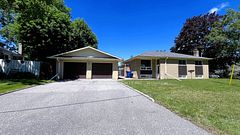 5 Johnson Road, Aurora, ON L4G 2A1