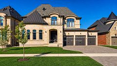 52 Rolling Green Court, Vaughan, ON L4H 4K7