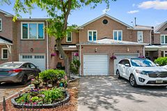 4 Sunshine Drive, Richmond Hill, ON L4C 8K8