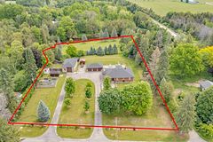 562 Catering Road, Georgina, ON L0E 1R0