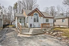 2052 Centre Avenue, Innisfil, ON L9S 1Z3