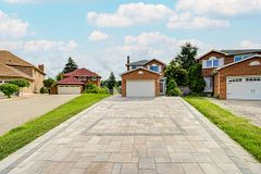 38 Marchwood Crescent, Richmond Hill, ON L4C 8M5