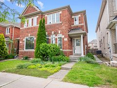 10 Forest Run Boulevard, Vaughan, ON L4K 5J8